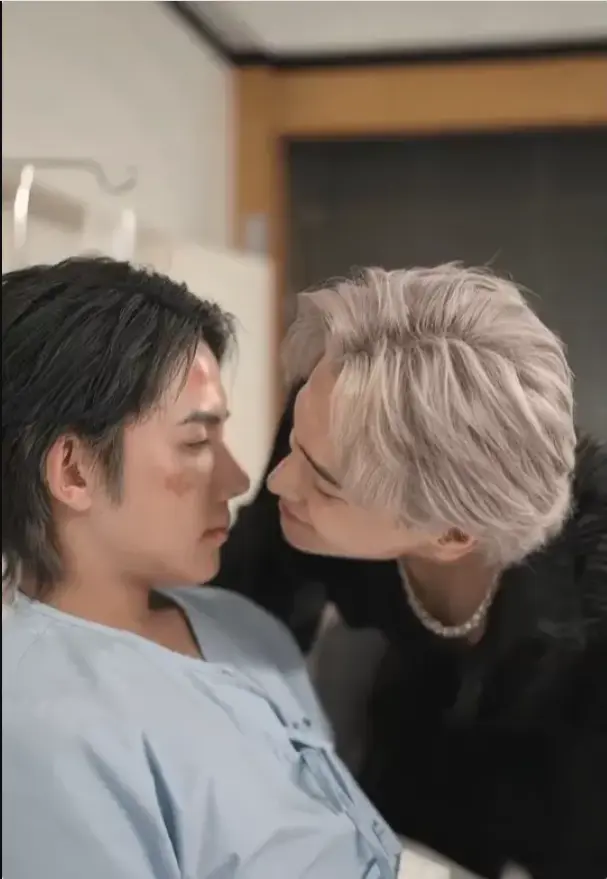 泰剧《老鼠爱上猫》全集高清在线播放-1080P无删减双男主剧完整版-腹黑猫鼠CP禁忌之恋全53集泰语中字免费看
