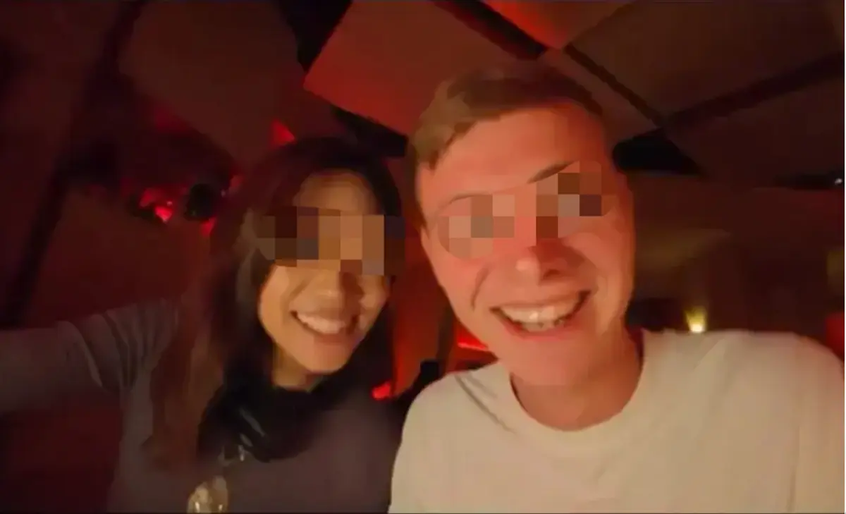 《西安麻辣烫女孩》全片首次公开在线看-海外博主镜头下的西安烟火《西安麻辣烫女孩》-HD高清无删减完整版资源