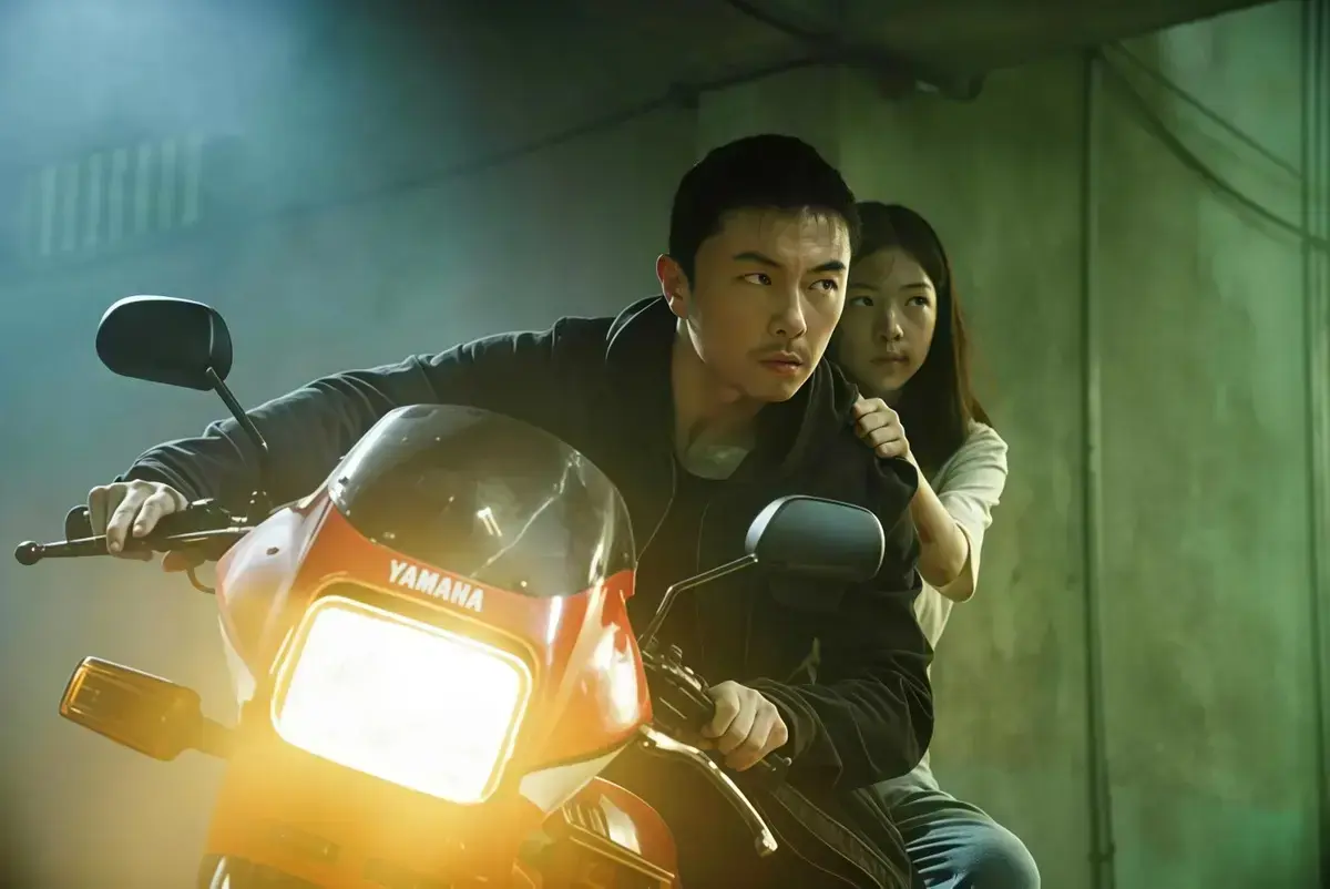 《火遮眼》超清1080P无删减版免费在线观看-谢苗主演《火遮眼》HD高清完整版播放-电影《火遮眼》夸克云盘资源下载
