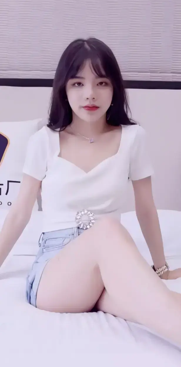 《潘甜甜三部曲》HD高清完整版资源免费观看-潘甜甜封神全集阿里云盘下载-震撼人心的暗黑影像诗全网疯传