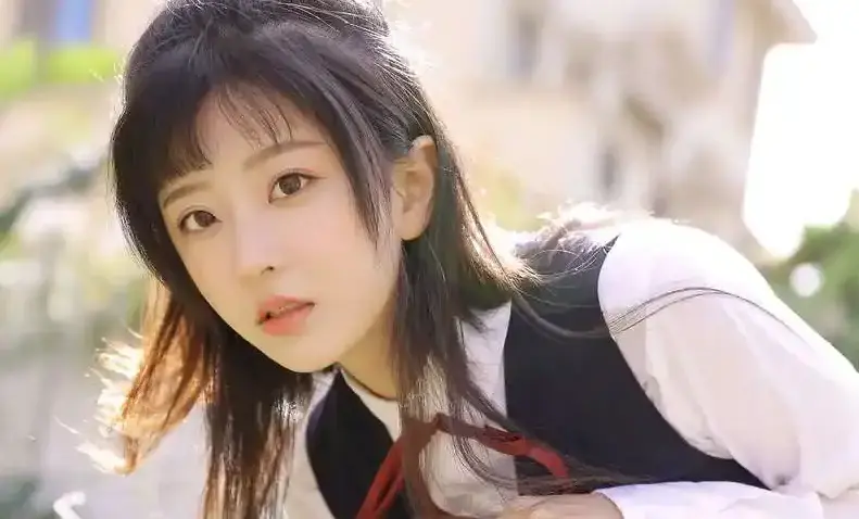 《美丽小蜜桃》未删减版在线观看-1978美国电影《美丽小蜜桃》高清全集免费播放-1080P超清画质无广告卡顿