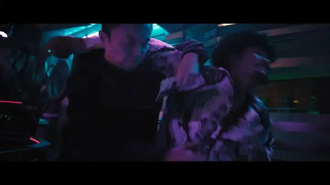 《火遮眼》-谢苗孤胆英雄动作片HD高清完整版在线观看-《火遮眼》1080P中字未删减资源免费播放-火遮眼阿里云盘迅雷BT磁力链下载